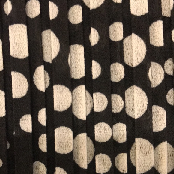 ALLISON TAYLOR BLOUSE - Picture 7 of 7